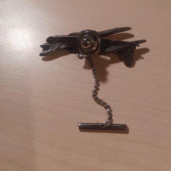 Vintage Silver Tone Boeing B-17 Bomber Plane Pin - Picture 2 of 5